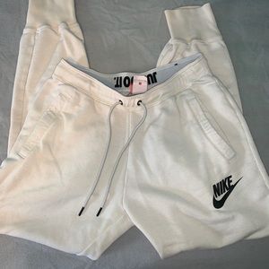 nike joggers